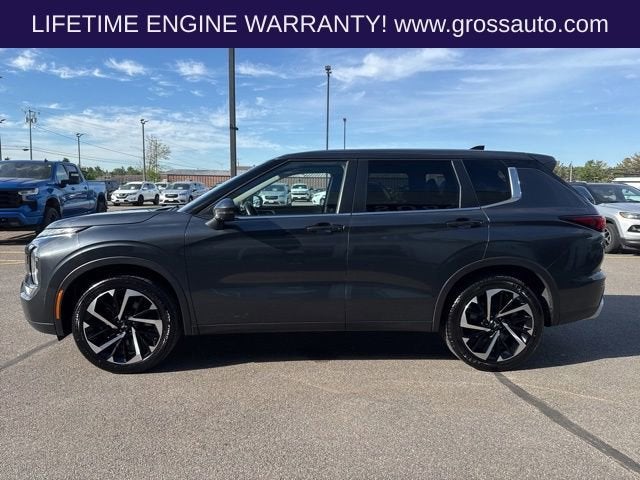 2024 Mitsubishi Outlander SE