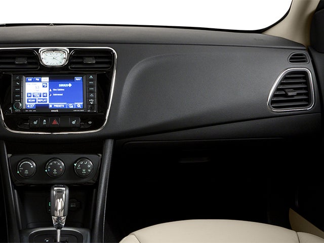 2014 Chrysler 200 Touring