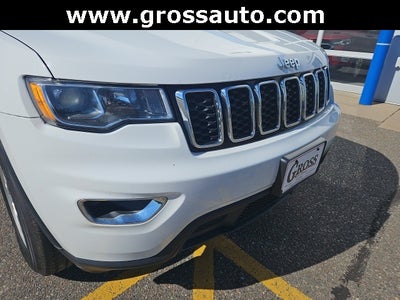 2017 Jeep Grand Cherokee Laredo 4x4