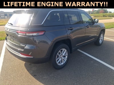 2025 Jeep Grand Cherokee GRAND CHEROKEE LAREDO X 4X4