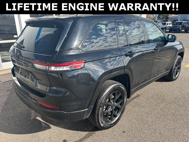 2024 Jeep Grand Cherokee Laredo