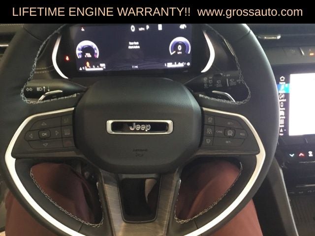 2026 Jeep Grand Cherokee Laredo Altitude