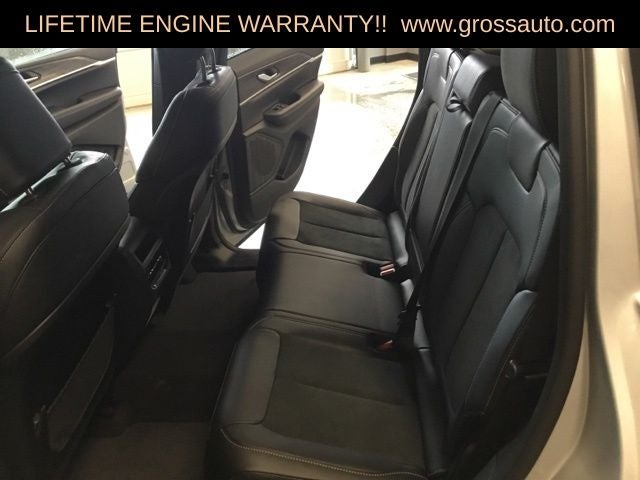 2026 Jeep Grand Cherokee Laredo Altitude