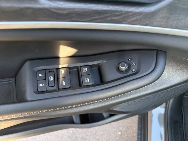 2027 Jeep Grand Cherokee Altitude