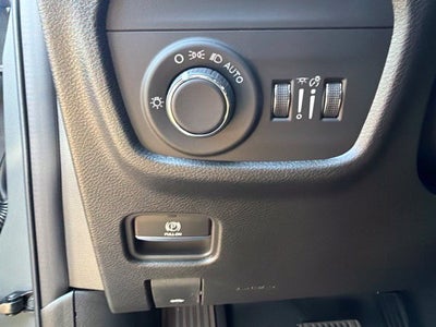 2027 Jeep Grand Cherokee Altitude