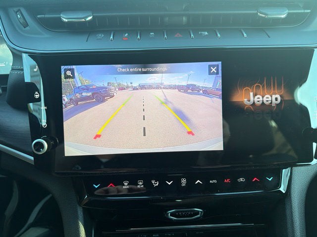 2027 Jeep Grand Cherokee Altitude