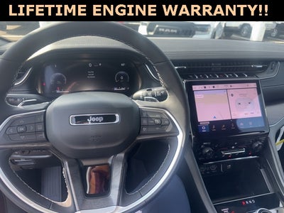 2025 Jeep Grand Cherokee GRAND CHEROKEE LIMITED 4X4