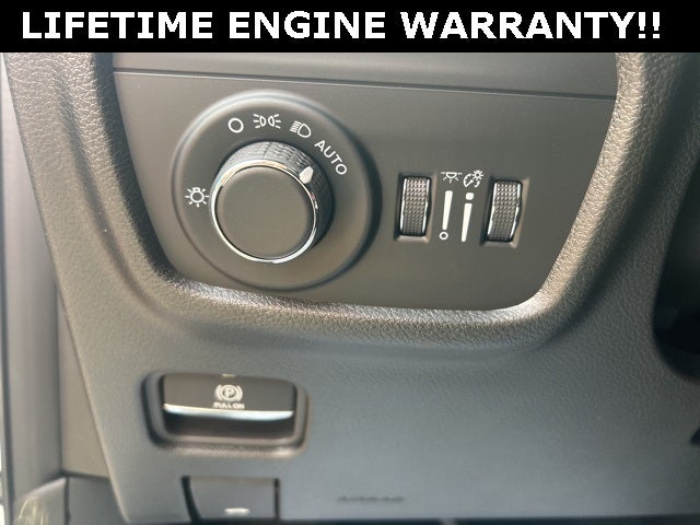 2025 Jeep Grand Cherokee GRAND CHEROKEE L LAREDO X 4X4