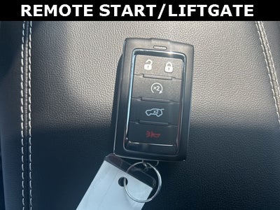 2025 Jeep Grand Cherokee GRAND CHEROKEE L LAREDO X 4X4