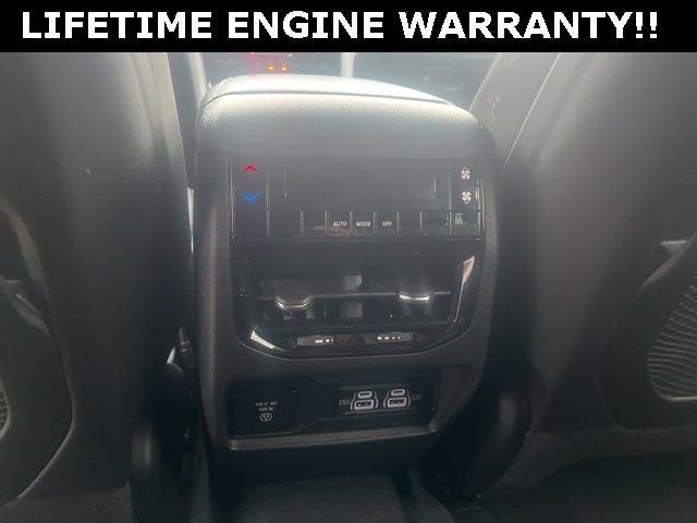 2024 Jeep Grand Cherokee L Altitude 4x4