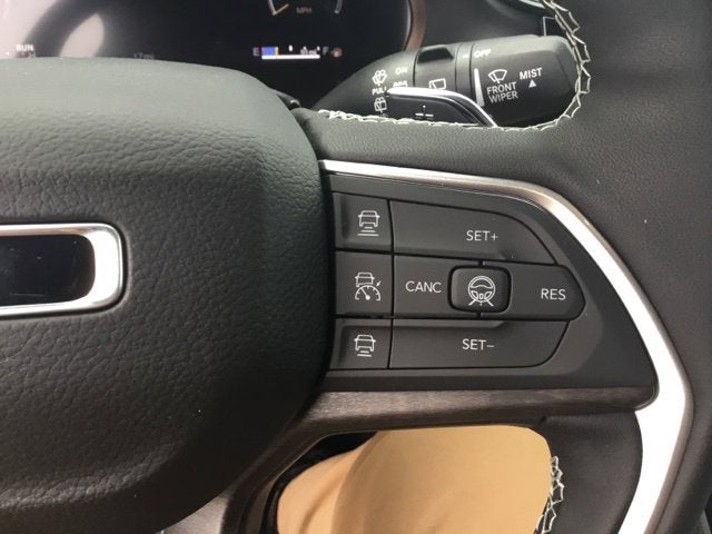 2027 Jeep Grand Cherokee Limited Reserve