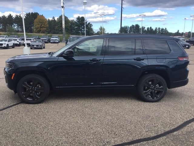 2027 Jeep Grand Cherokee Limited Reserve