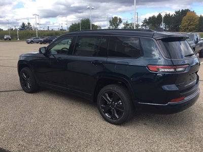 2027 Jeep Grand Cherokee Limited Reserve