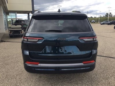 2027 Jeep Grand Cherokee Limited Reserve