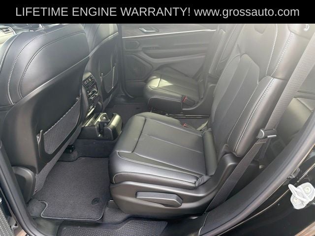 2027 Jeep Grand Cherokee Limited