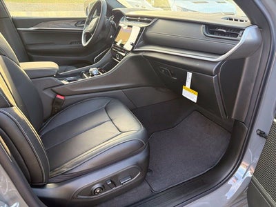 2027 Jeep Grand Cherokee Limited Reserve