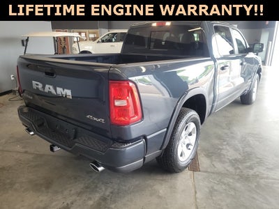 2025 RAM Ram 1500 RAM 1500 BIG HORN CREW CAB 4X4 5'7' BOX