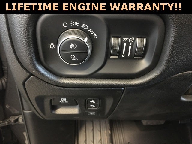 2025 RAM Ram 1500 RAM 1500 LARAMIE CREW CAB 4X4 5'7' BOX