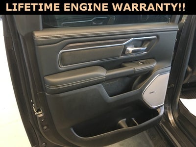 2025 RAM Ram 1500 RAM 1500 LARAMIE CREW CAB 4X4 5'7' BOX