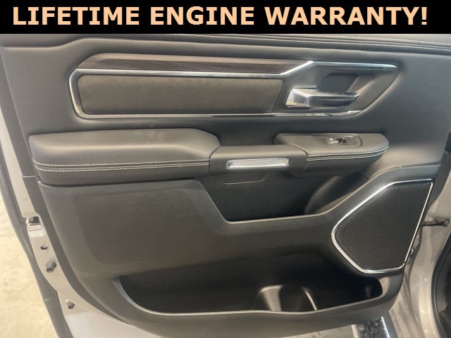 2025 RAM Ram 1500 RAM 1500 LARAMIE CREW CAB 4X4 5'7' BOX