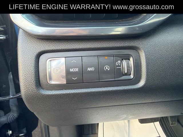 2024 GMC Acadia AT4