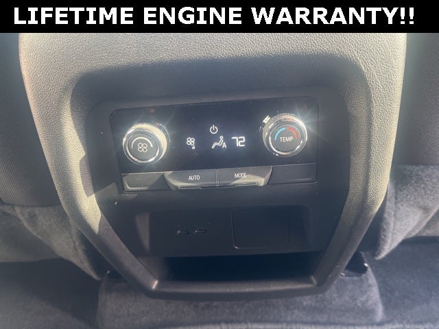 2025 Chevrolet Traverse AWD LT