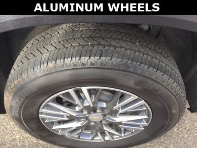 2025 Chevrolet Traverse AWD LT