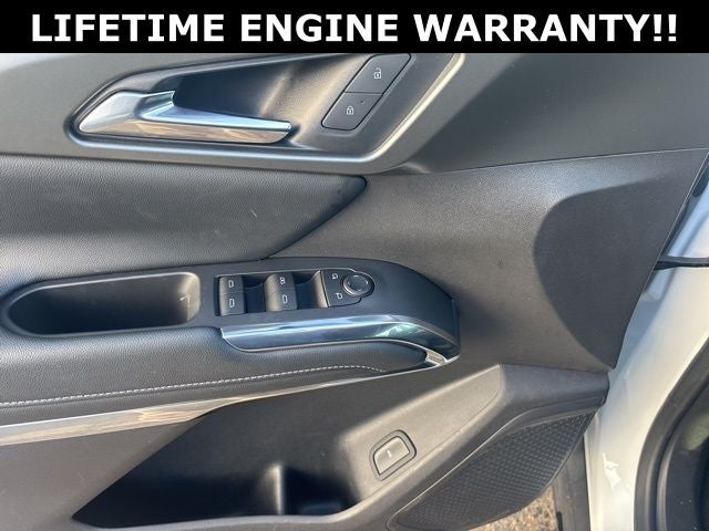 2025 Chevrolet Traverse LT 2LT