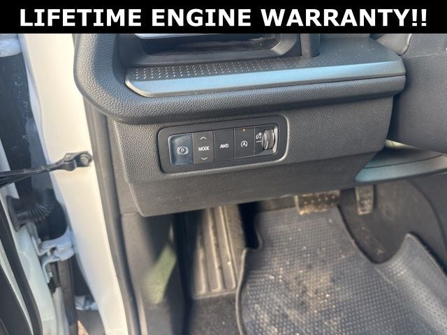 2025 Chevrolet Traverse LT 2LT