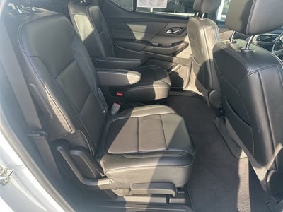 2022 Chevrolet Traverse AWD LT Leather