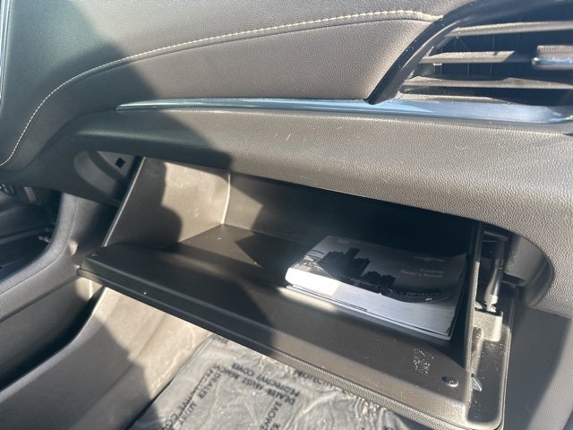 2022 Chevrolet Traverse AWD LT Leather