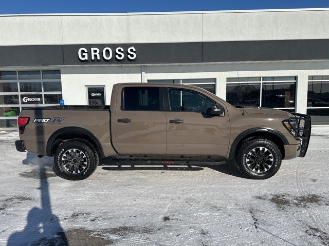 2021 Nissan TITAN PRO-4X