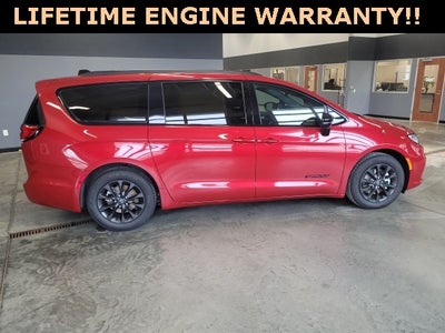 2025 Chrysler Pacifica PACIFICA SELECT