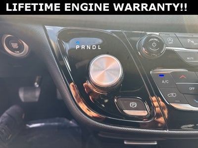 2025 Chrysler Voyager LX