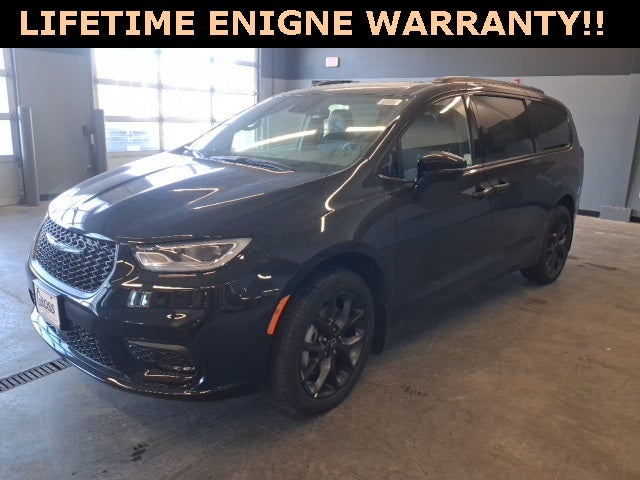 2026 Chrysler Pacifica PACIFICA LIMITED AWD