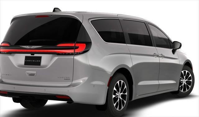 2026 Chrysler Pacifica PACIFICA LIMITED AWD
