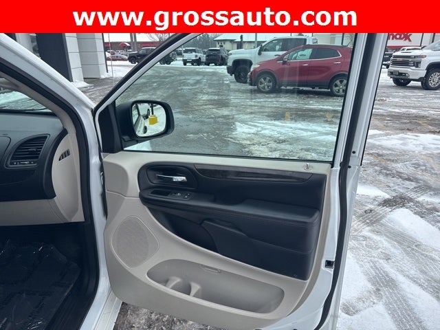 2020 Dodge Grand Caravan SE