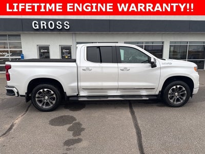 2022 Chevrolet Silverado 1500 4WD Crew Cab Short Bed High Country