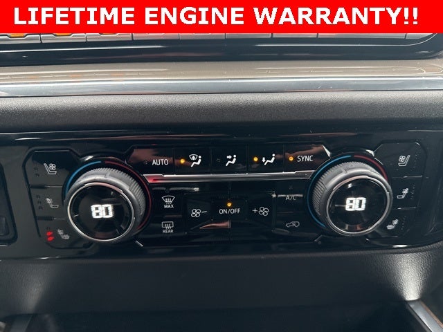 2022 Chevrolet Silverado 1500 4WD Crew Cab Short Bed High Country