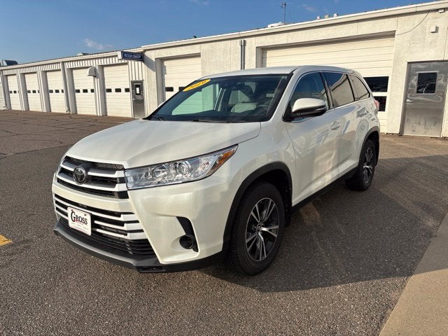 2019 Toyota Highlander LE