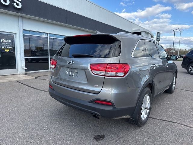 2017 Kia Sorento LX