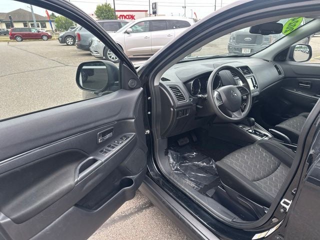 2024 Mitsubishi Outlander Sport 2.0 ES