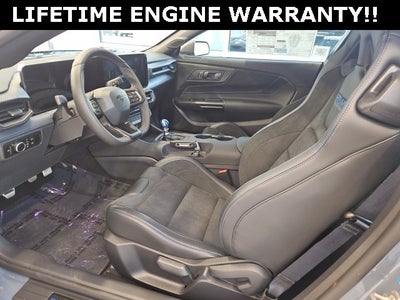 2025 Ford Mustang Dark Horse