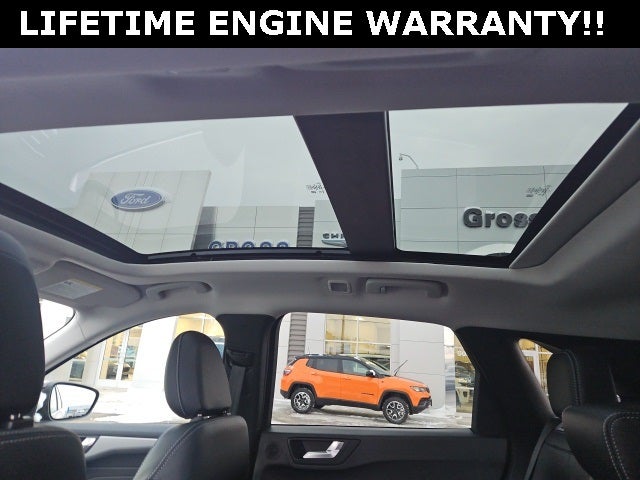 2026 Ford Escape Hybrid Platinum