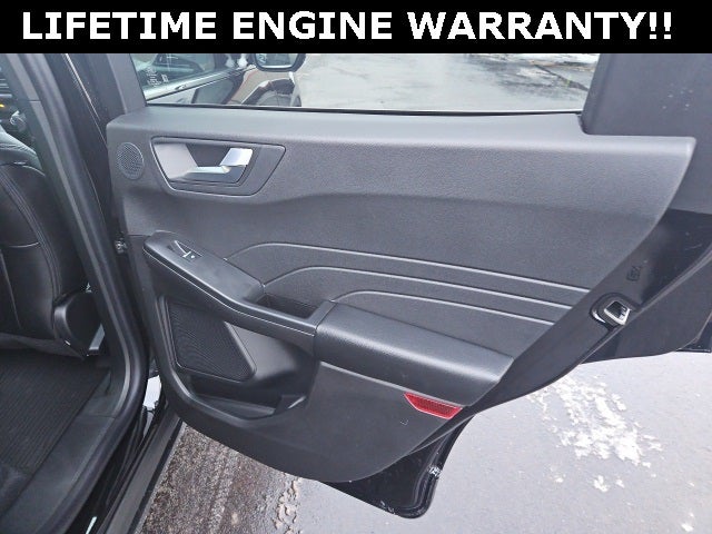 2026 Ford Escape Hybrid Platinum