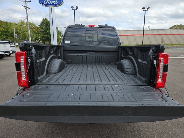 2027 Ford F-350SD Lariat