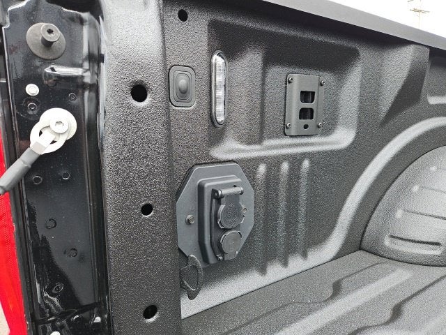 2027 Ford F-350SD Lariat