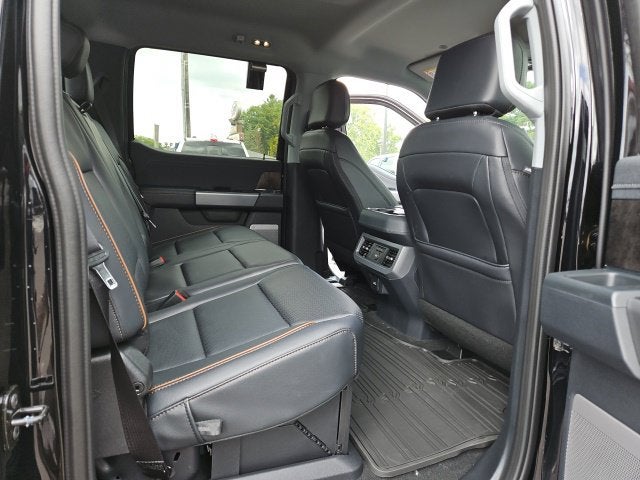 2027 Ford F-350SD Lariat