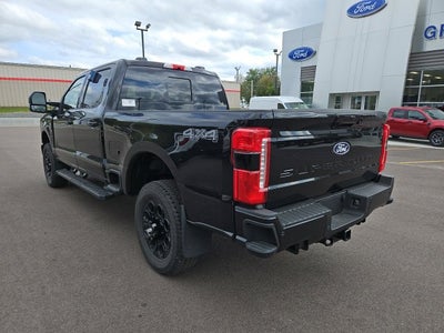 2027 Ford F-350SD Lariat