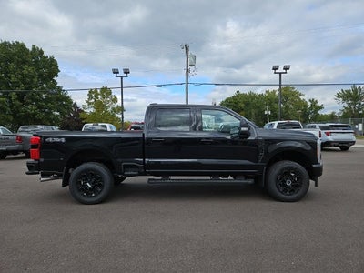 2027 Ford F-350SD Lariat